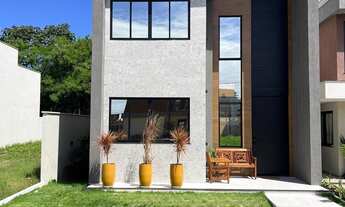 Imagem: 4 dormitórios, 3 suíte, 2 banheiro