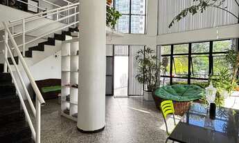 Imagem 3: 8 banheiro, 3 vagas na garagem