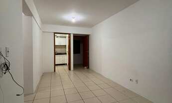 Imagem 3: 3 dormitórios, 1 suítes, 2 banheiro, 1 vaga na garagem, 70M² de Área Construída