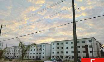 Imagem: 2 dormitórios, 1 banheiros, 1 vaga na garagem