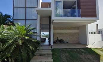 Imagem: 5 dormitórios, 1 suítes, 2 vagas na garagem