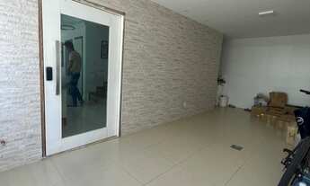 Imagem 4: 3 dormitórios, 3 suíte, 1 banheiros, 1 vaga na garagem