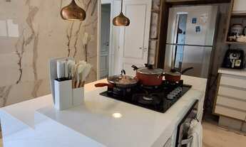 Imagem 2: 3 dormitórios, 3 suíte, 4 banheiro, 2 vagas na garagem, 160M² de Área Construída