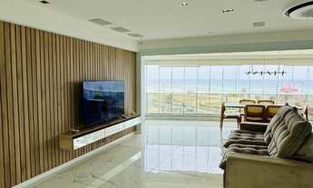 Imagem: 4 dormitórios, 4 suíte, 5 banheiro, 200M²