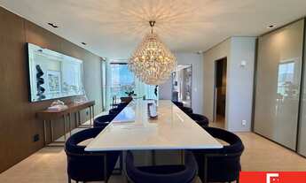 Imagem 7: 3 dormitórios, 3 suíte, 3 banheiro, 4 vagas na garagem, 242M² de Área Construída