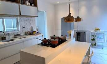 Imagem 3: 3 dormitórios, 3 suíte, 4 banheiro, 2 vagas na garagem, 160M² de Área Construída