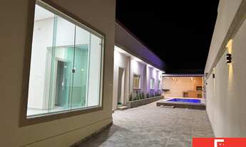 Imagem: 4 dormitórios, 2 suíte, 3 vagas na garagem