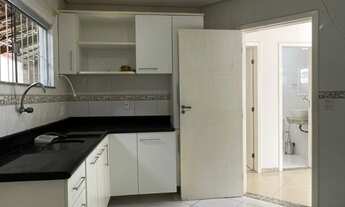 Imagem 6: 4 dormitórios, 3 suíte, 3 banheiro, 2 vagas na garagem, 140M² de Área Construída