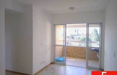 Imagem 4: 3 dormitórios, 1 suítes, 2 banheiro, 2 vagas na garagem, 81M² de Área Construída