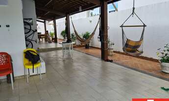 Imagem 6: 4/4 (2 suítes, sendo 1 térrea e 1 com closet e hidro)