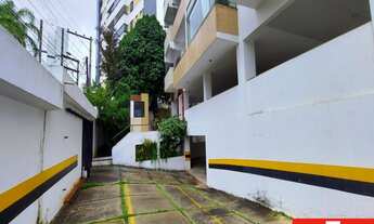 Imagem 2: 4 dormitórios, 1 suítes, 1 banheiros, 166M² de Área Construída