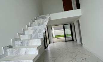 Imagem 6: 4 dormitórios, 3 suíte, 1 banheiros, 2 vagas na garagem