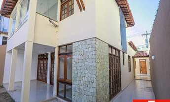 Imagem 3: 4 dormitórios, 2 suíte, 2 banheiro, 3 vagas na garagem