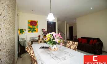 Imagem 6: 5 dormitórios, 2 suíte, 1 banheiros, 2 vagas na garagem