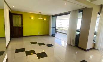 Imagem 2: 4 dormitórios, 2 suíte, 1 banheiros, 200M² de Área Construída