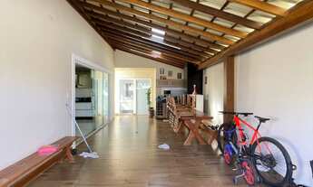 Imagem 4: 4 dormitórios, 1 suítes, 1 banheiros, 2 vagas na garagem