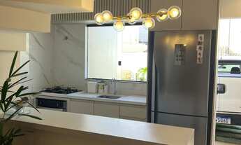 Imagem 2: 2 dormitórios, 2 suíte, 1 banheiros, 2 vagas na garagem