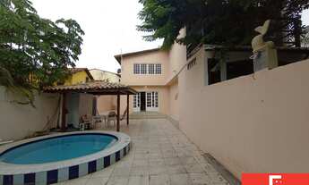 Imagem: 3 dormitórios, 2 banheiro, 3 vagas na garagem