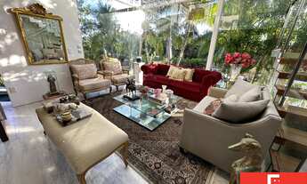 Imagem: 4 dormitórios, 1 suítes, 4 vagas na garagem