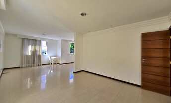 Imagem 4: Casa a VENDA, 4 quartos, SUÍTE, varanda, com 360m² PISCINA com DECK, 4 vagas de garagem na