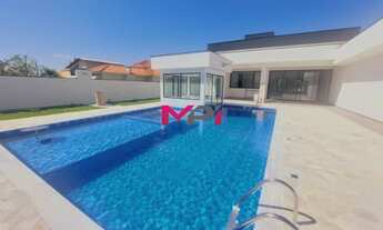 Imagem: Casa Térrea de Alto Padrão à Venda Condomínio