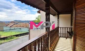 Imagem: CASA GRANDE COM QUINTAL, PISCINA, CHURRASQUEIRA