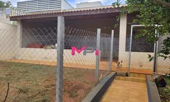 Imagem 2: CASA A VENDA NO CENTRO DE JUNDIAÍ - JUNDIAÍ/SP. 230 METROS DE AC / 400 METROA DE AT