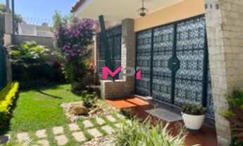 Imagem: CASA TÉRREA A VENDA NO CENTRO DE JUNDIAÍ/SP