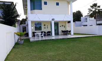 Imagem: 4 dormitórios, 3 suíte, 2 banheiro, 2