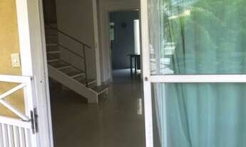 Imagem 2: 3 dormitórios, 1 suítes, 2 banheiro, 3 vagas na garagem