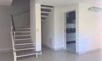 Imagem 5: 3 dormitórios, 1 suítes, 2 banheiro, 3 vagas na garagem