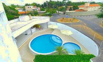 Imagem 2: 4 dormitórios, 2 suíte, 1 banheiros, 2 vagas na garagem