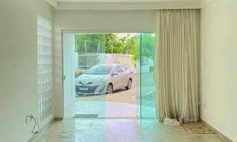 Imagem 4: 4 dormitórios, 2 suíte, 1 banheiros, 2 vagas na garagem