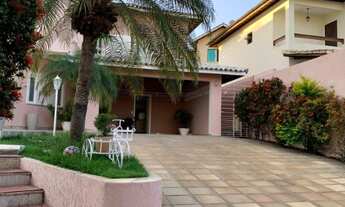 Imagem 4: 5 dormitórios, 4 suíte, 1 banheiros, 4 vagas na garagem