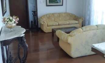 Imagem 2: 4 dormitórios, 2 banheiro, 2 vagas na garagem, 186M² de Área Construída