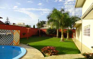 Imagem 9: Linda Casa com Piscina