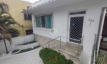 Imagem: Casa com 4 quartos para alugar, bairro Centro