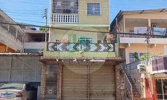 Imagem: Prédio comercial e residencial no bairro