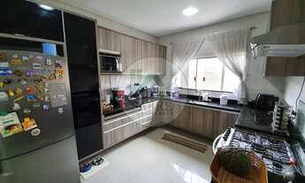 Imagem 5: Casa a venda no Condomínio Forest Hills, Manaus