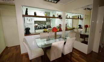 Imagem 4: Apartamento reformado 2 dormitórios , closet , 1 vaga , ótima localização