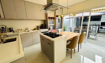 Imagem: Sobrado mobiliado e reformado, a venda no