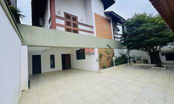 Imagem: Imperdível Sobrado de Luxo com 4 Suítes