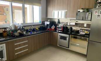 Imagem 4: Sobrado de Luxo em Condomínio Jacarandás : 4 Quartos, 3 Suítes, 5 Banheiros - Paulínia-SP