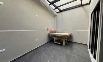 Imagem 6: Imperdível Sobrado à Venda no Jardim Jua, São Paulo-SP: , 3 Suítes, 1 Sala, 4 Banheiros, 2