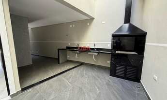 Imagem 5: Imperdível Sobrado à Venda no Jardim Jua, São Paulo-SP: , 3 Suítes, 1 Sala, 4 Banheiros, 2