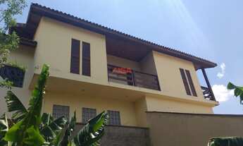 Imagem: Sobrado de luxo com 8 quartos e 6 suítes