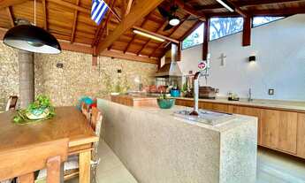 Imagem: Casa de alto padrão no Campo Belo com 4