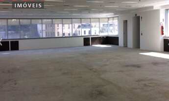 Imagem 4: Conjunto Comercial na avenida das nações unidas altura 11.540