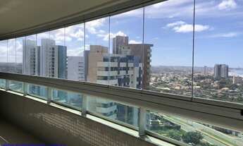 Imagem 2: Com ambientes amplos e uma belissima vista para o mar esse apartamento com 4 suites a vend