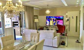 Imagem 5: Lindo apartamento decorado com três quartos e armários planejados a venda em patamares